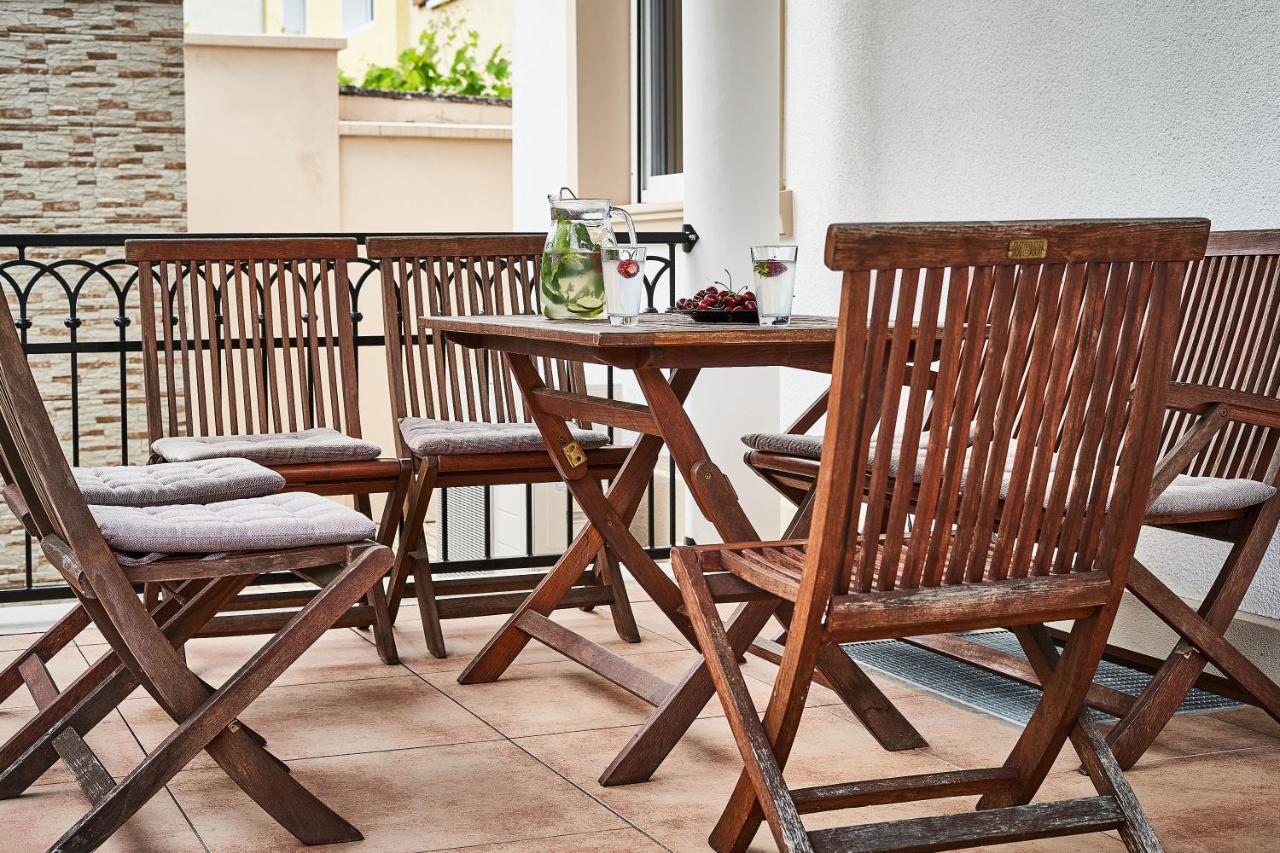 Primera Zimmer Mit Gemeinschaftsbad Singen Extérieur photo