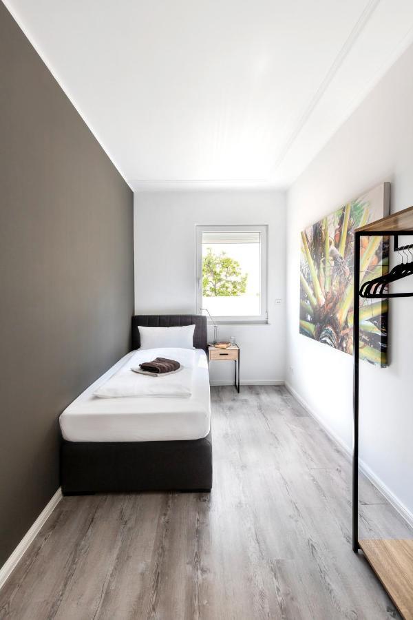 Primera Zimmer Mit Gemeinschaftsbad Singen Extérieur photo