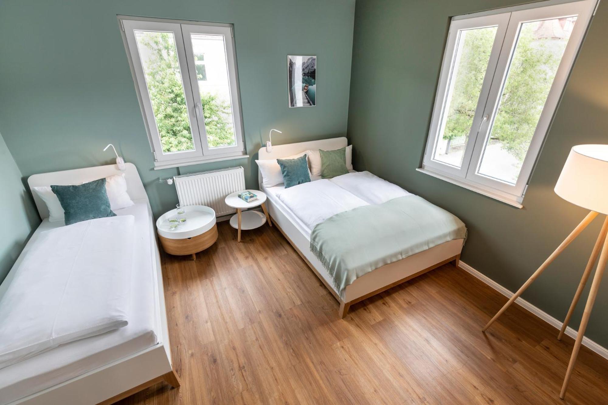 Primera Zimmer Mit Gemeinschaftsbad Singen Extérieur photo